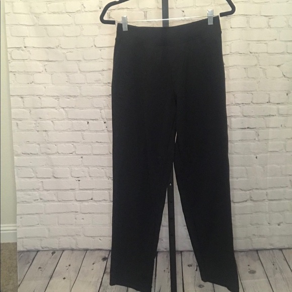 Lululemon Kung Fu Pant Black - Picture 5 of 7